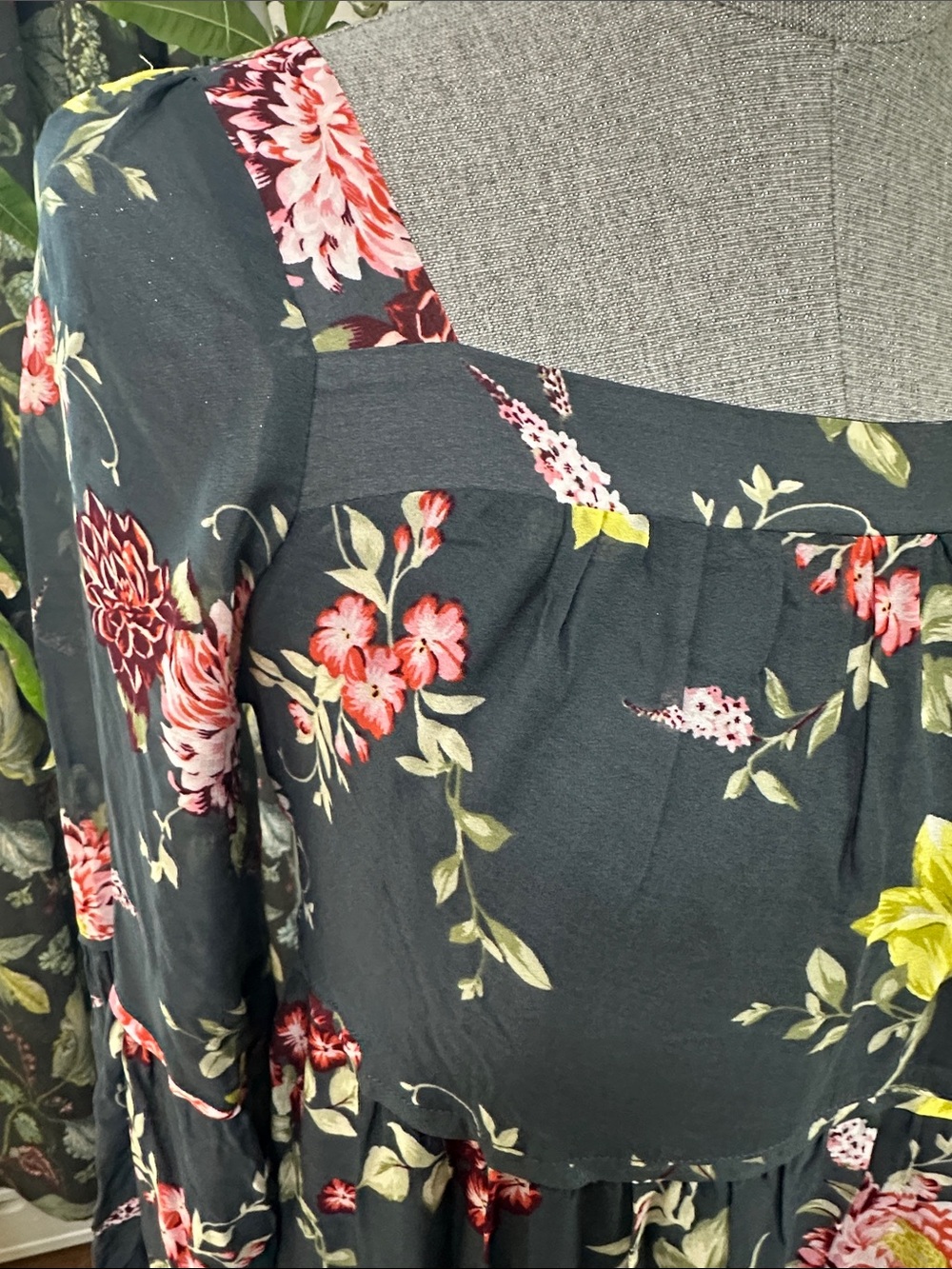 New Anthropologie EVELIN Small
Blue Green Grey Tone Tiered Floral Peasant Maxi - Picture 6 of 17